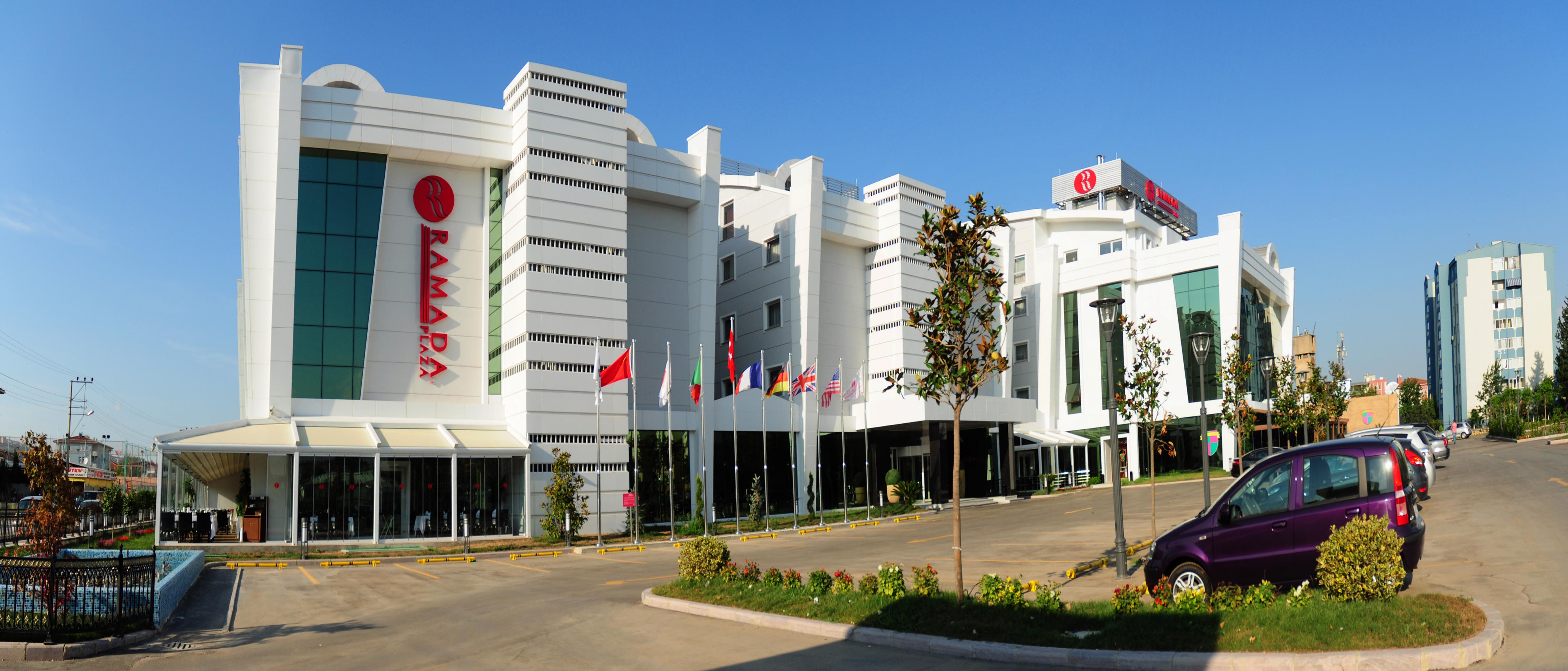 Ramada Plaza By Wyndham Izmit Cocaeli Exterior foto RAMADA