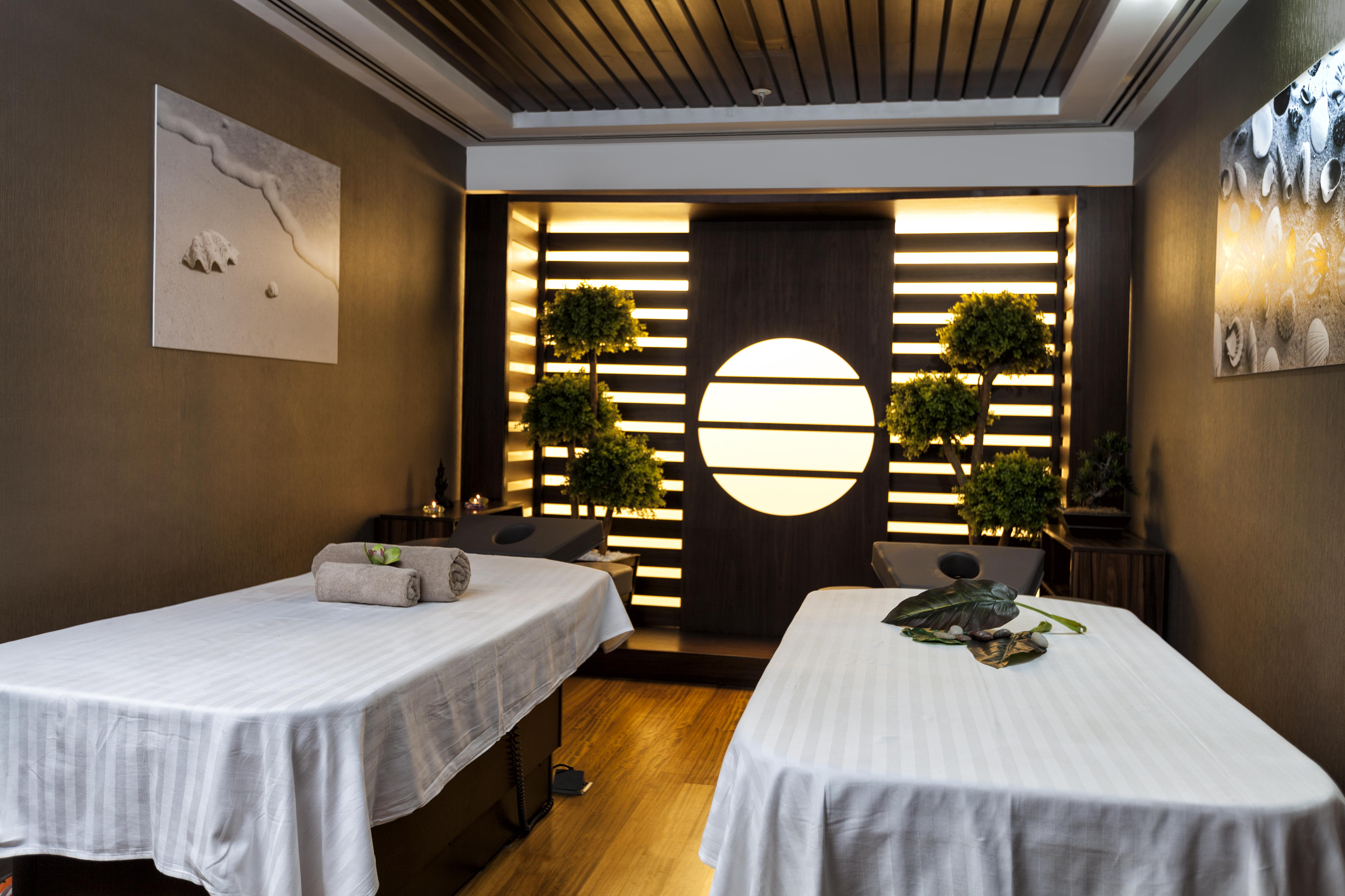 Ramada Plaza By Wyndham Izmit Cocaeli Exterior foto A spa treatment room