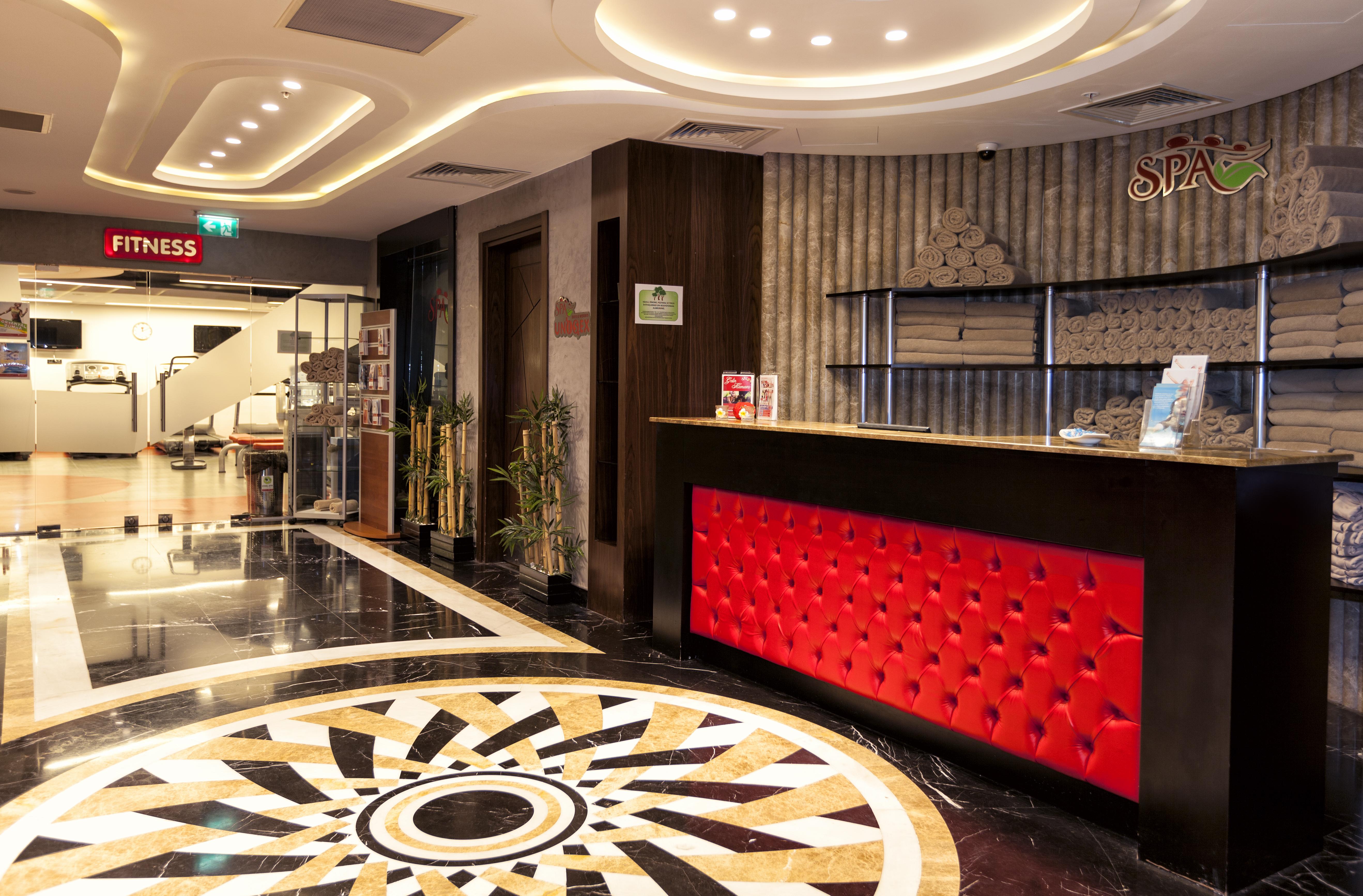 Ramada Plaza By Wyndham Izmit Cocaeli Exterior foto Spa